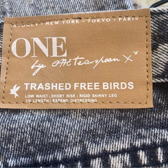 One Teaspoon Gray Acid Melrose Trashed Freebirds Boyfriend Cut Jeans Size 28 - Picture 9 of 10